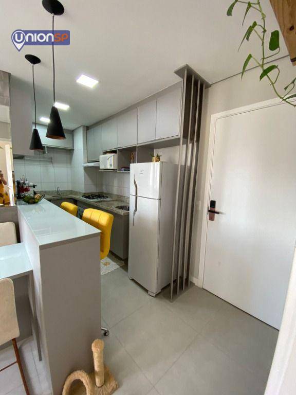 Apartamento à venda com 2 quartos, 40m² - Foto 9