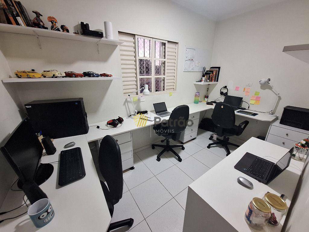 Sobrado à venda com 5 quartos, 244m² - Foto 48