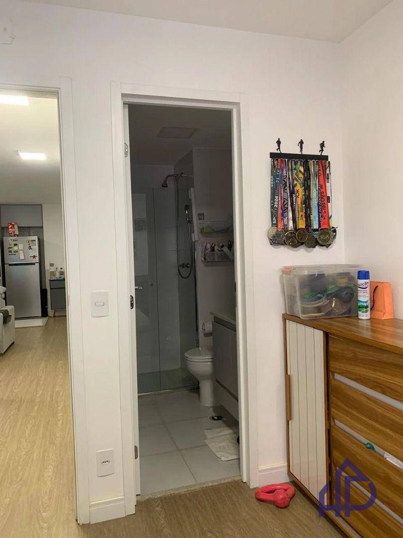 Apartamento para alugar com 2 quartos, 93m² - Foto 44