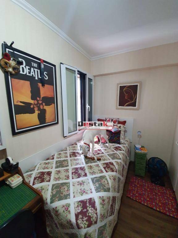 Apartamento à venda com 3 quartos, 86m² - Foto 31