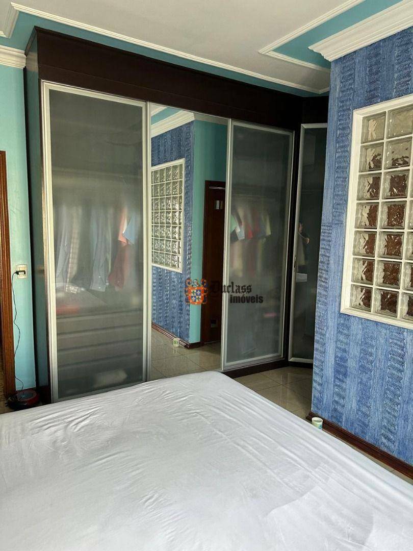 Sobrado à venda com 3 quartos, 195m² - Foto 13