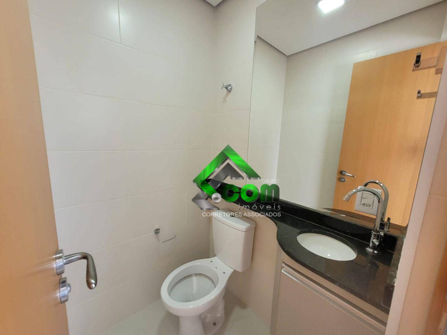 Apartamento para alugar com 2 quartos, 107m² - Foto 19