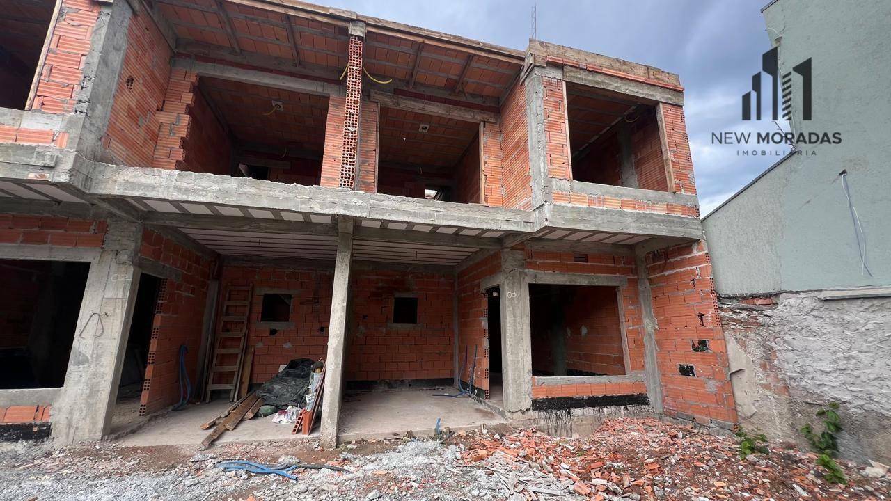 Sobrado à venda com 3 quartos, 104m² - Foto 2