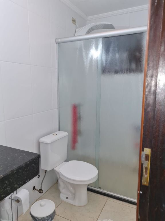 Casa de Condomínio à venda com 2 quartos, 250m² - Foto 18