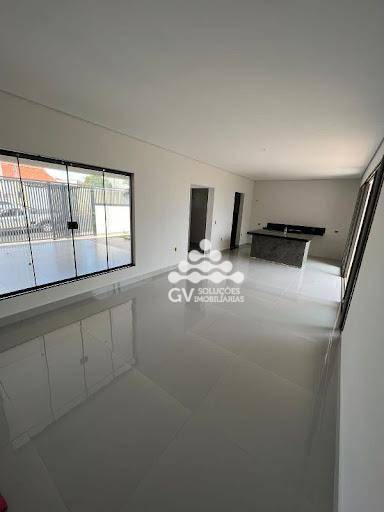 Casa à venda e aluguel com 3 quartos, 180m² - Foto 7