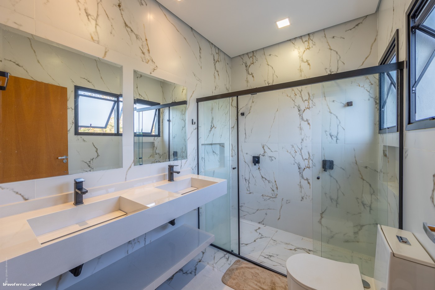 Casa de Condomínio à venda com 3 quartos, 272m² - Foto 14