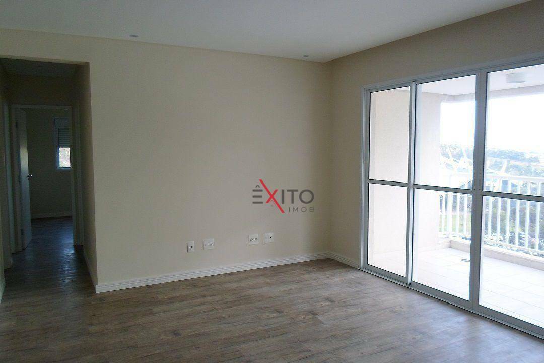 Apartamento à venda com 3 quartos, 111m² - Foto 2