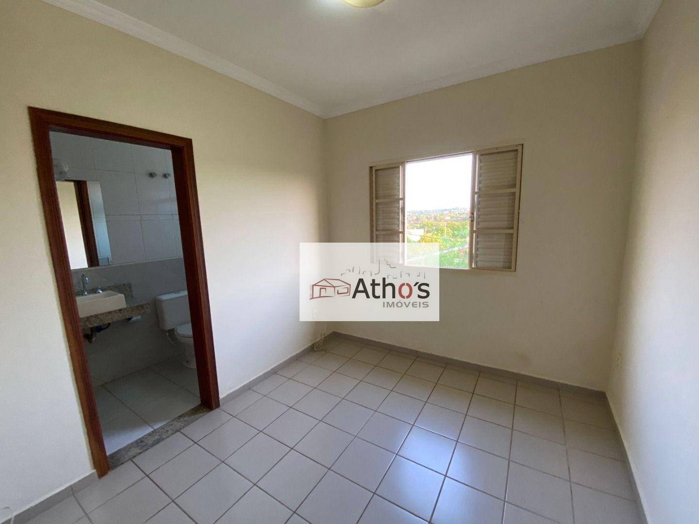 Casa de Condomínio à venda com 6 quartos, 290m² - Foto 12