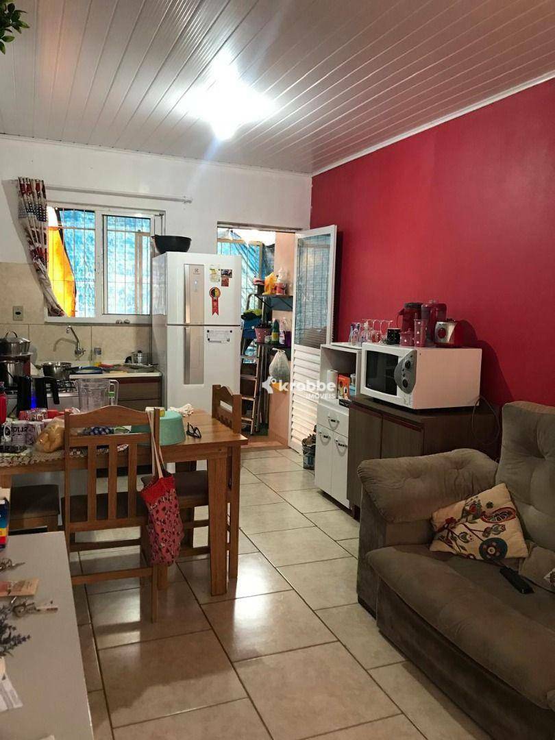 Casa à venda com 2 quartos, 46m² - Foto 3