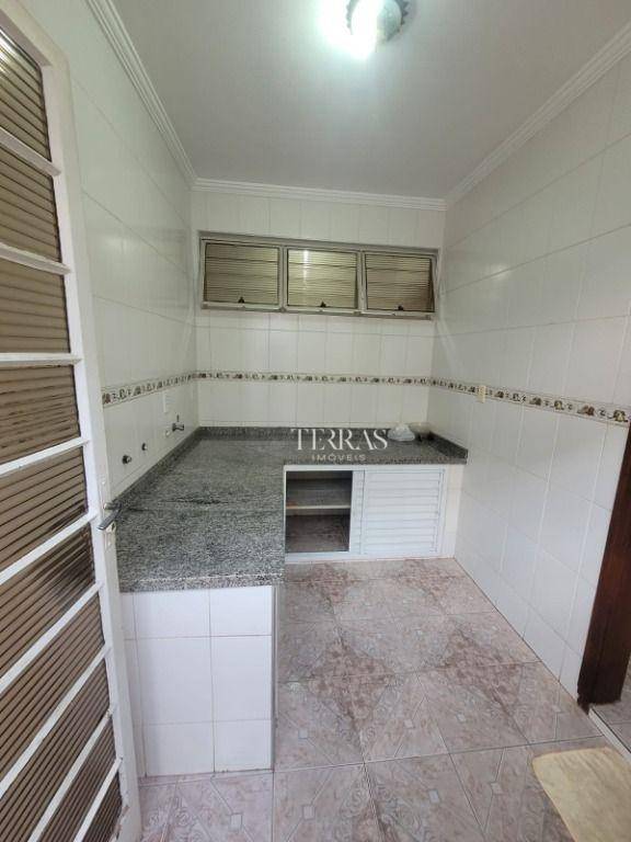 Casa de Condomínio à venda com 3 quartos, 222m² - Foto 9