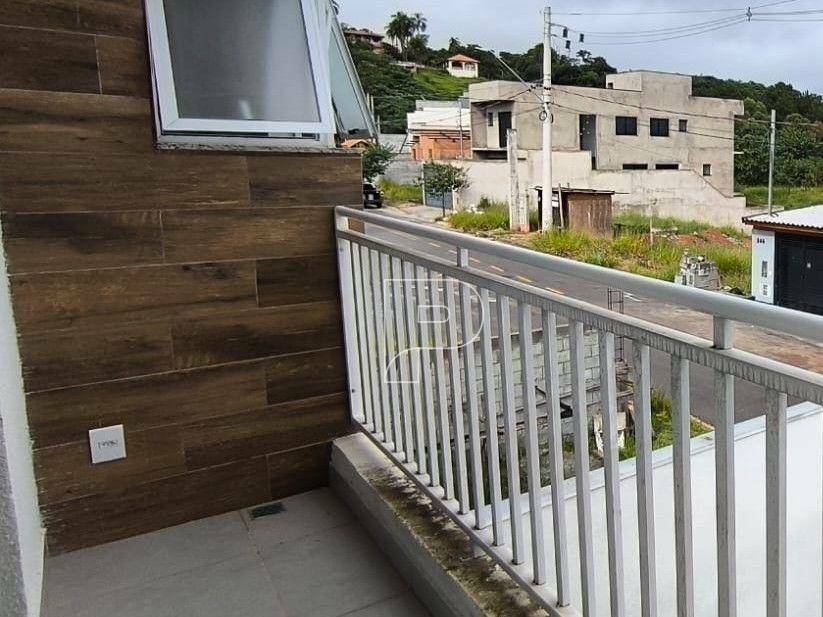 Casa à venda com 3 quartos, 100m² - Foto 14