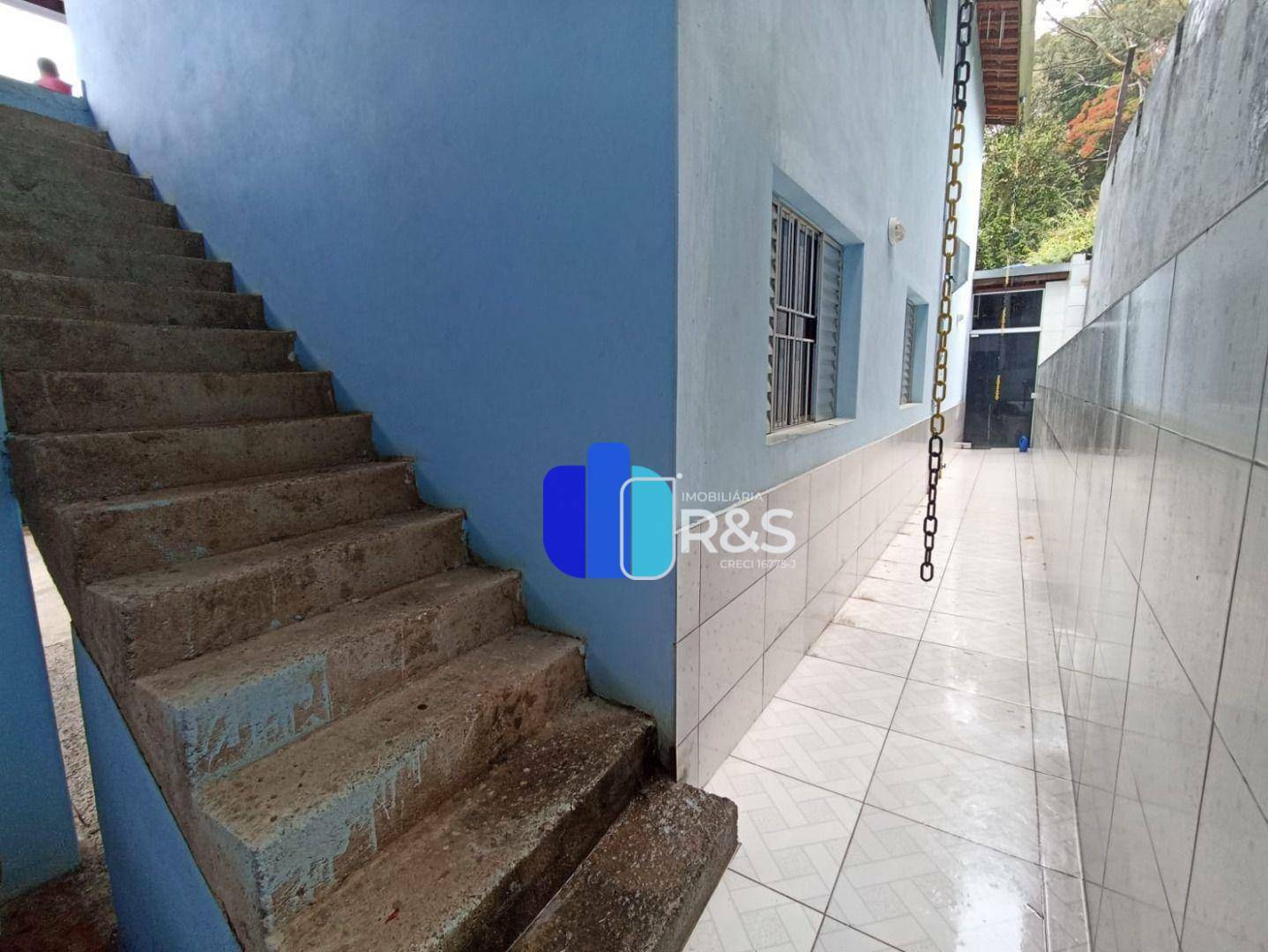 Casa à venda com 6 quartos, 214m² - Foto 14
