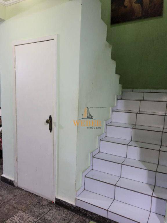 Sobrado à venda e aluguel com 3 quartos, 450m² - Foto 19