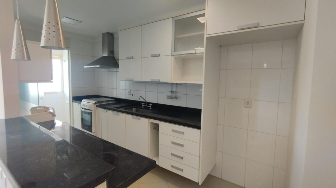 Apartamento para alugar com 2 quartos, 90m² - Foto 3