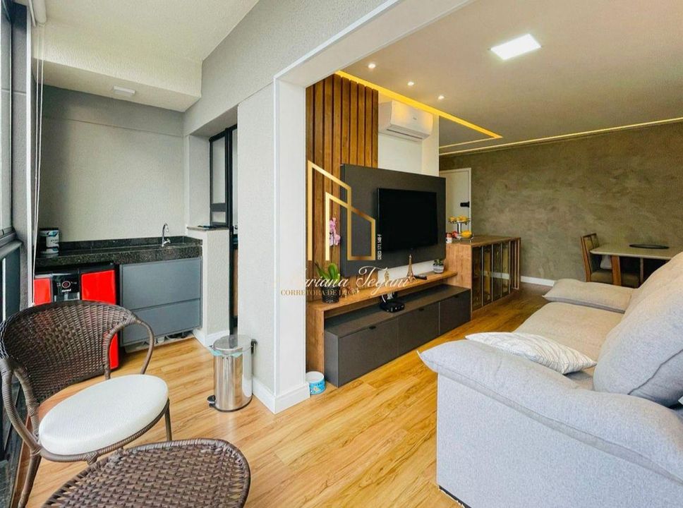 Apartamento à venda com 2 quartos, 62m² - Foto 1