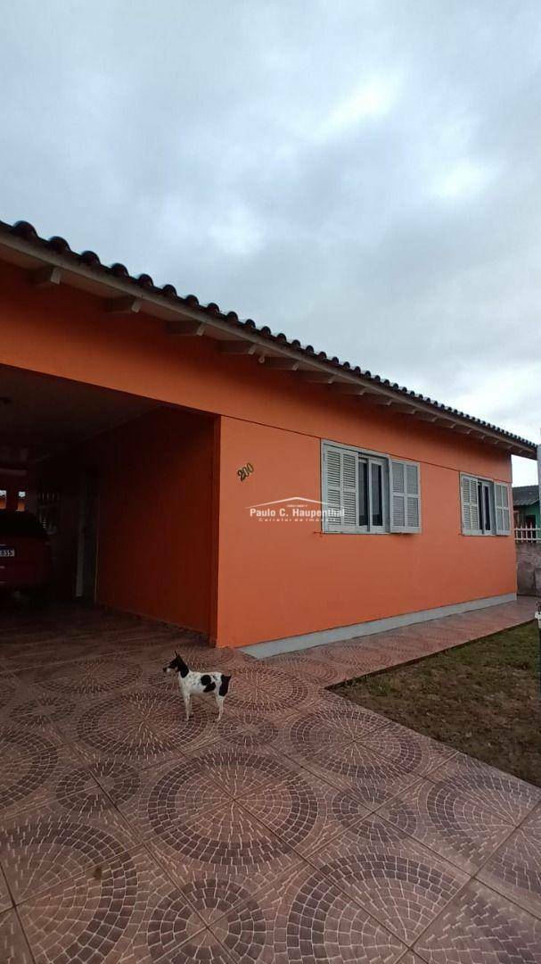 Casa à venda com 3 quartos, 176m² - Foto 1