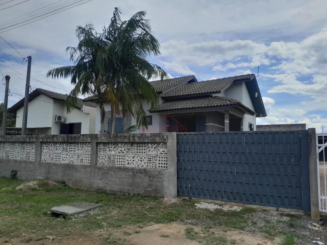 Casa à venda com 2 quartos, 364m² - Foto 1