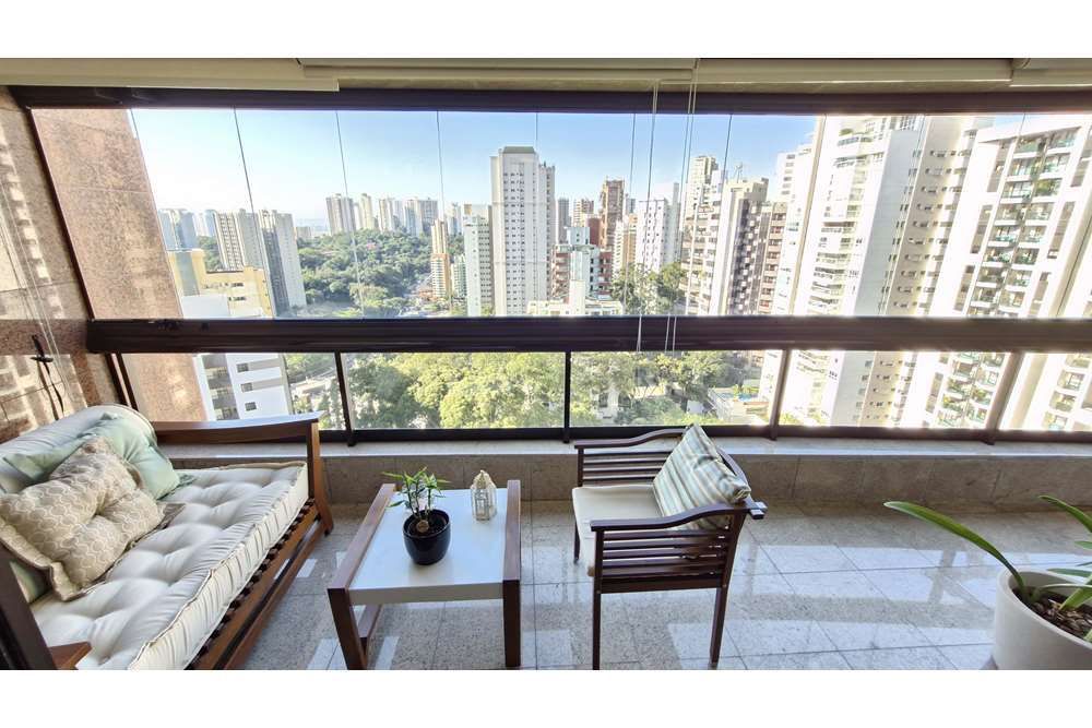 Apartamento à venda com 4 quartos, 226m² - Foto 32