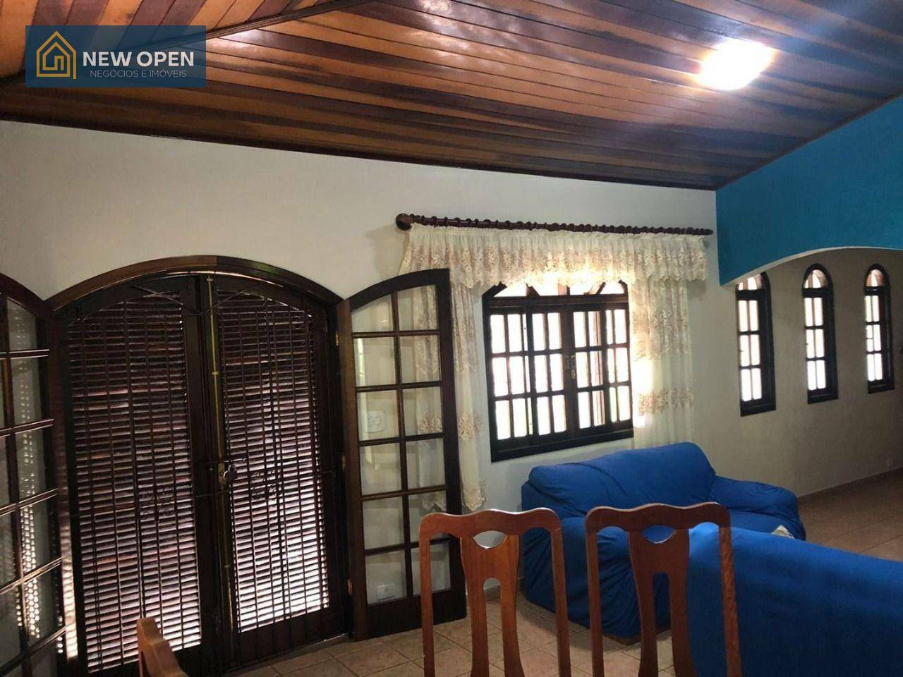 Casa à venda com 3 quartos, 342m² - Foto 13