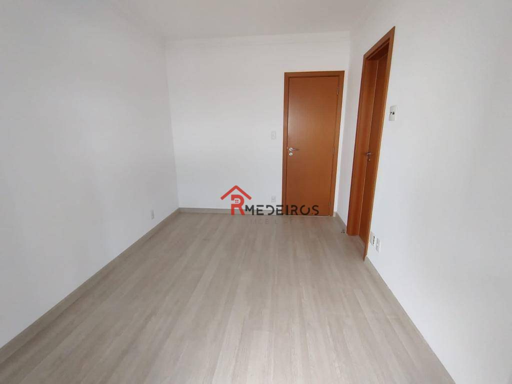 Apartamento à venda com 3 quartos, 116m² - Foto 15