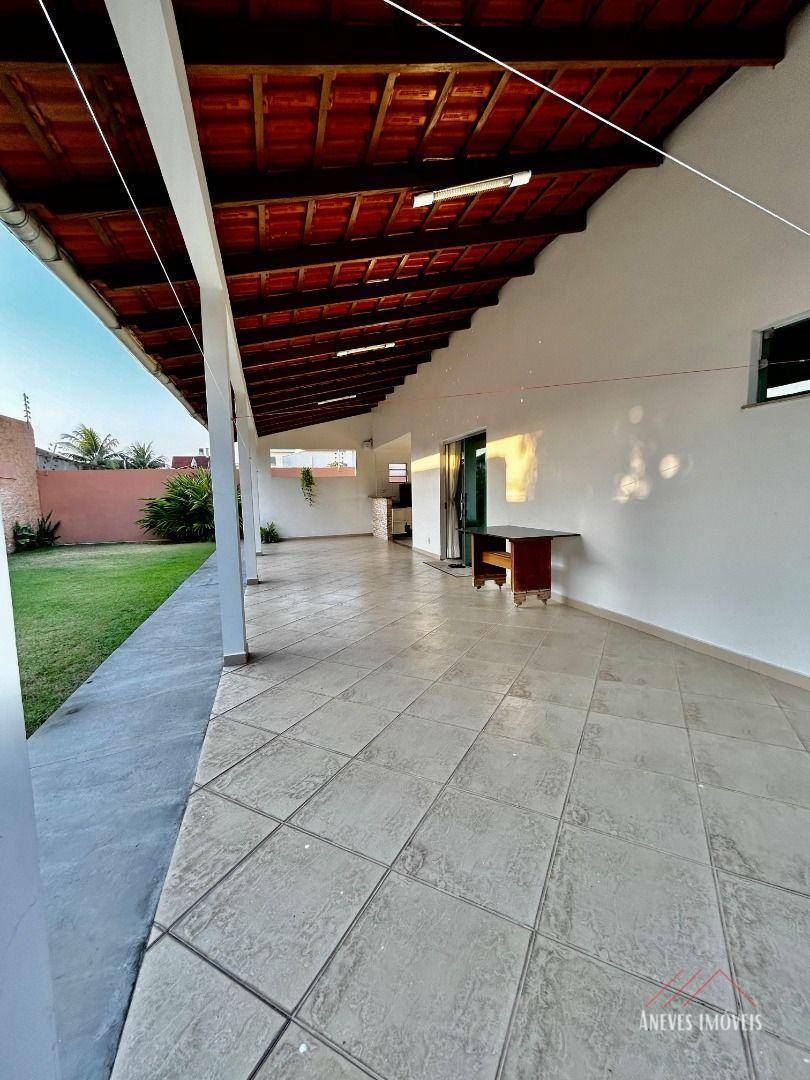 Casa de Condomínio à venda com 4 quartos, 600m² - Foto 4