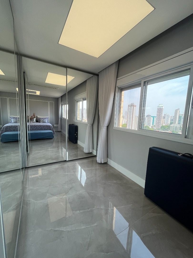 Apartamento para alugar com 3 quartos, 188m² - Foto 31