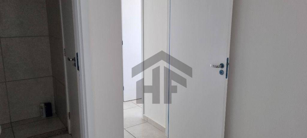 Apartamento à venda com 2 quartos, 44m² - Foto 9