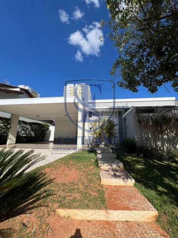 Casa para alugar com 2 quartos, 570m² - Foto 2