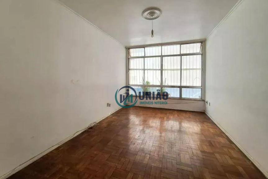 Apartamento à venda com 3 quartos, 110m² - Foto 14