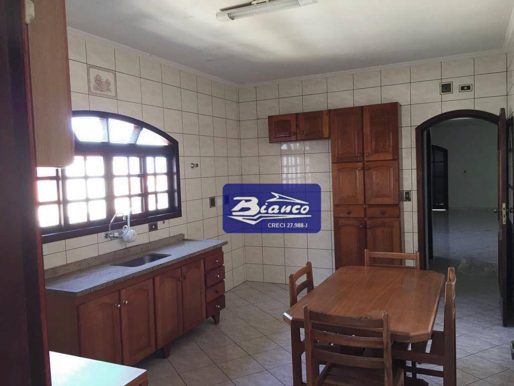 Sobrado à venda com 3 quartos, 420m² - Foto 28