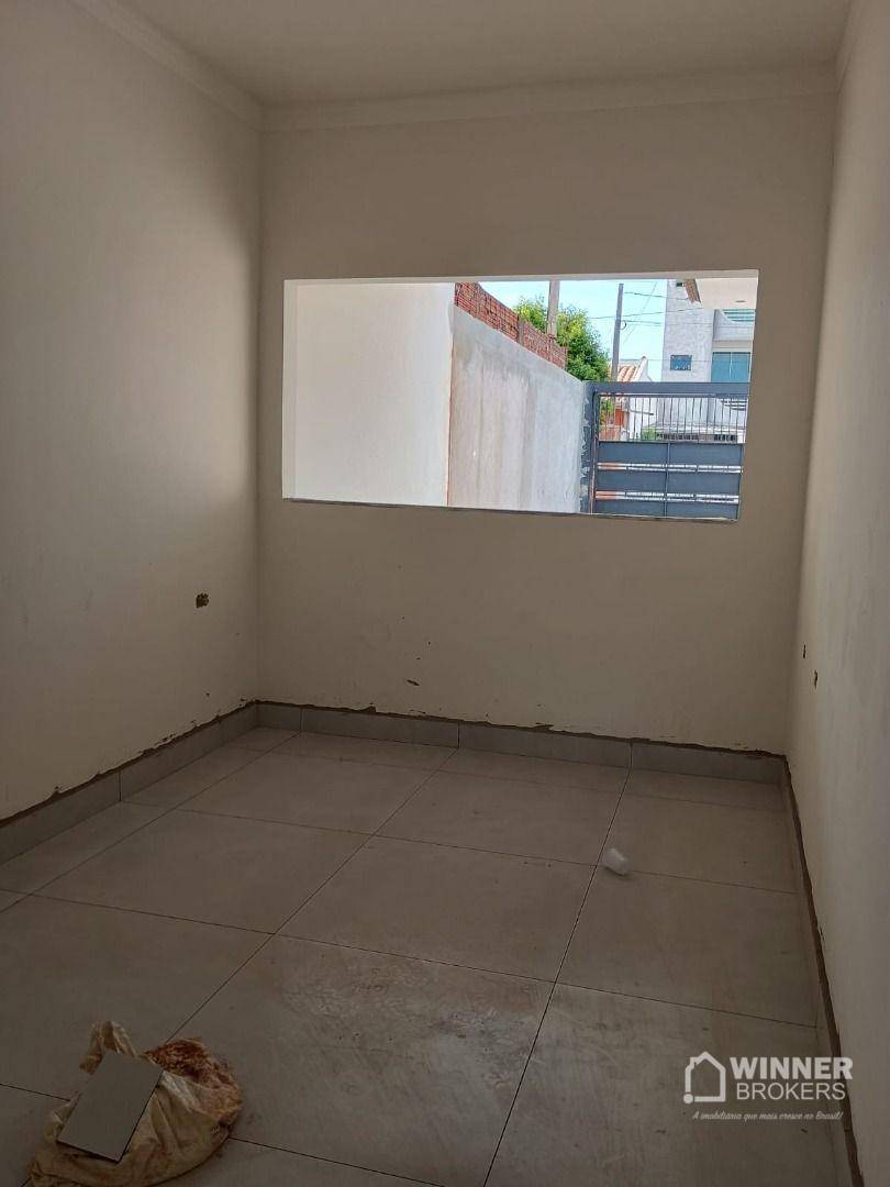 Casa à venda com 3 quartos, 69m² - Foto 5