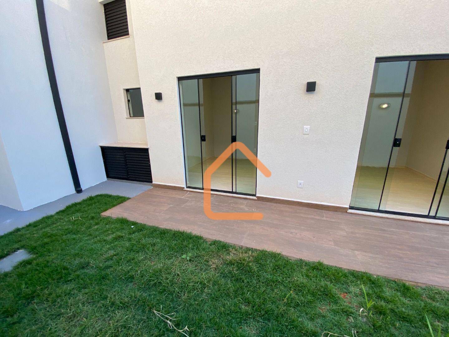 Casa à venda com 3 quartos, 150m² - Foto 34