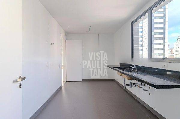 Apartamento à venda com 3 quartos, 200m² - Foto 6