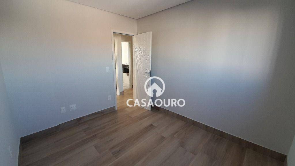 Apartamento à venda com 4 quartos, 115m² - Foto 17