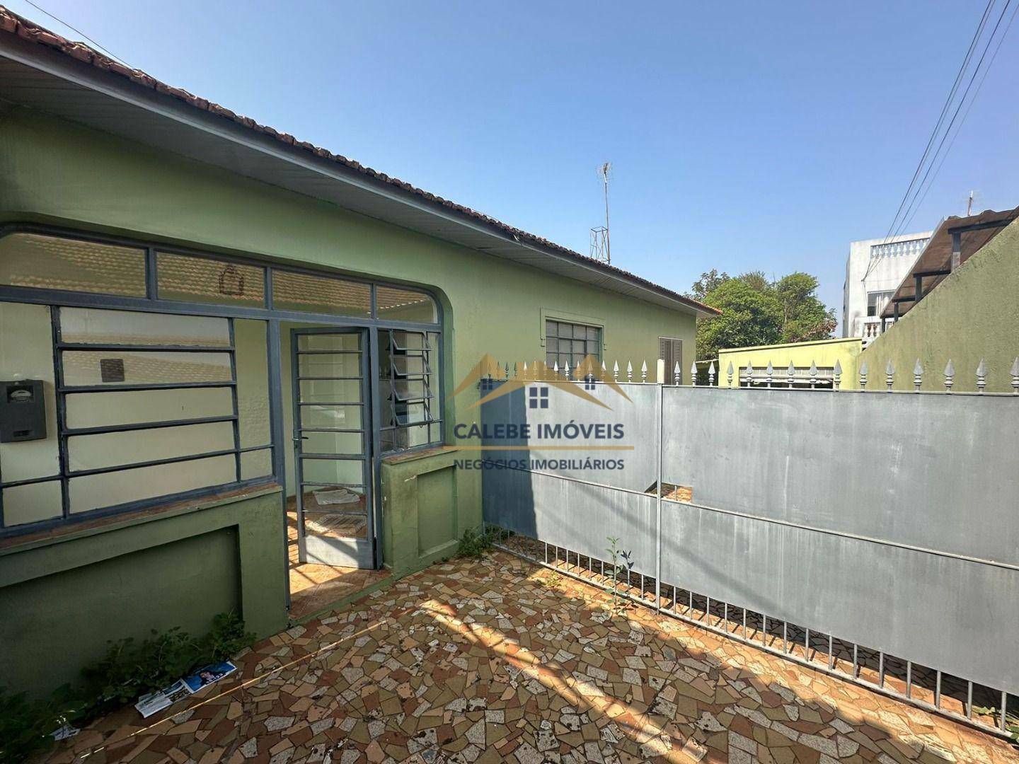 Casa à venda com 3 quartos, 137m² - Foto 2