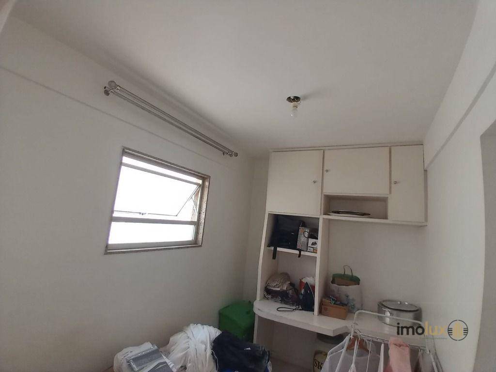 Apartamento à venda com 3 quartos, 169m² - Foto 28