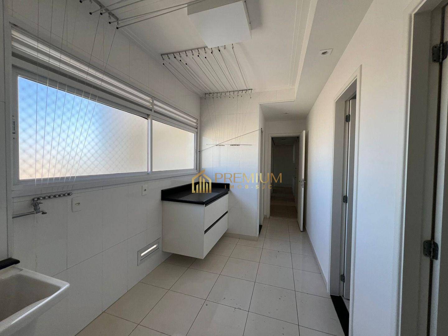 Apartamento à venda com 4 quartos, 233m² - Foto 25