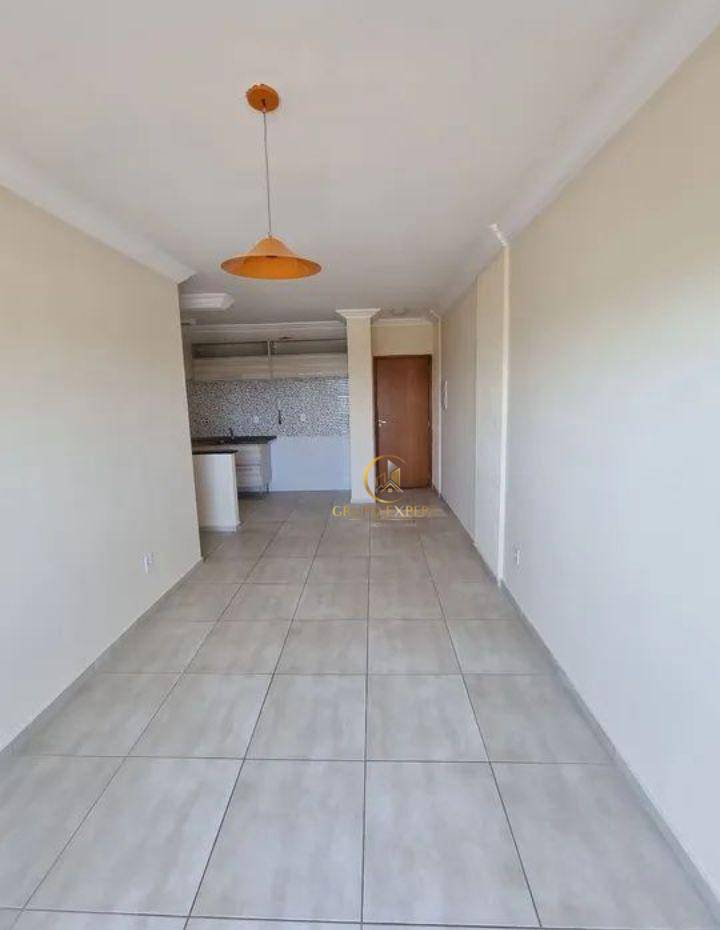 Apartamento à venda com 2 quartos, 62m² - Foto 7