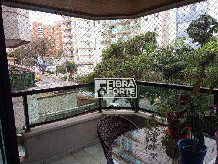 Apartamento à venda com 3 quartos, 199m² - Foto 9