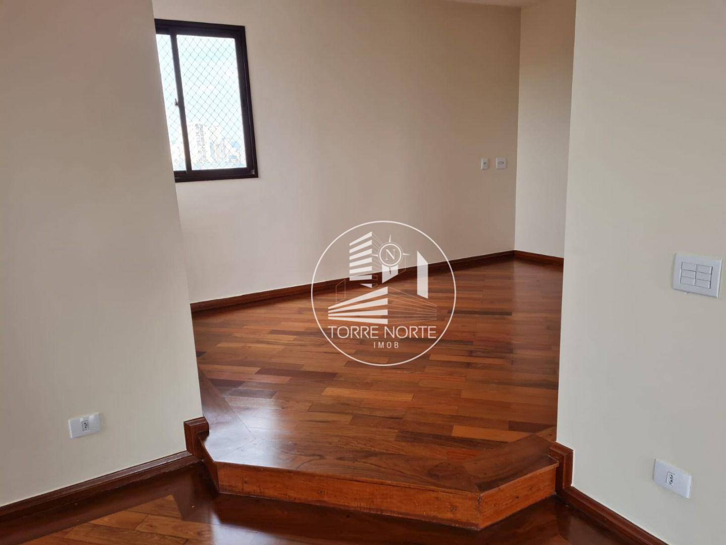 Apartamento à venda com 4 quartos, 220m² - Foto 6