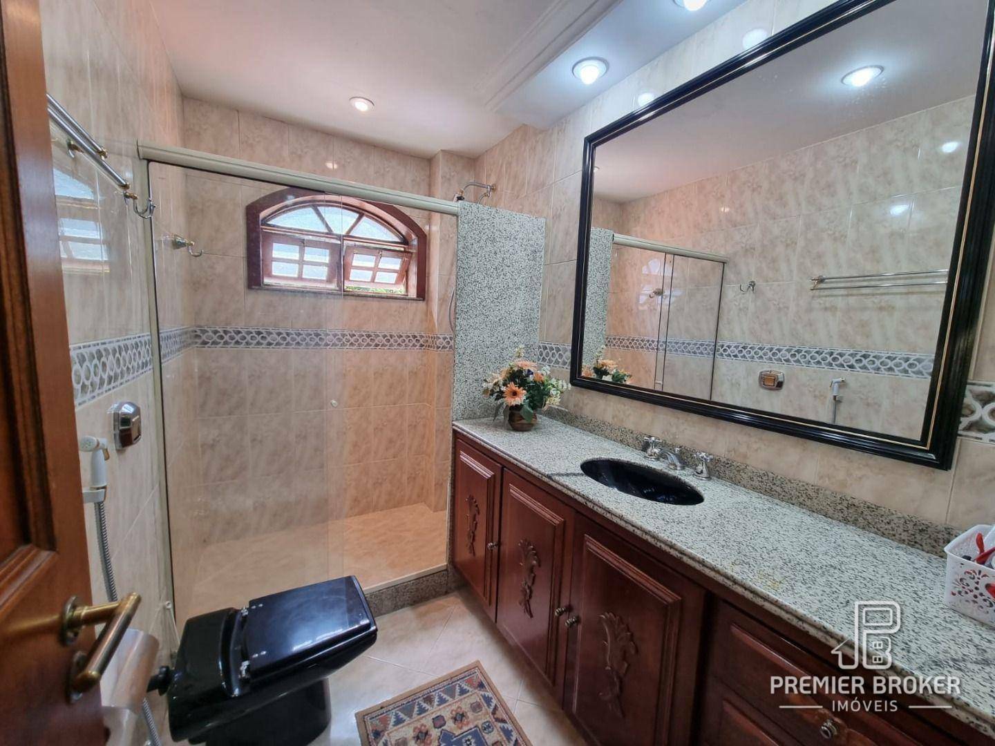 Casa de Condomínio à venda com 5 quartos, 368m² - Foto 34