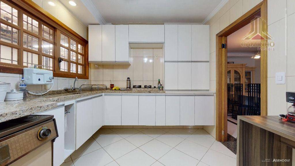 Casa à venda com 4 quartos, 164m² - Foto 27