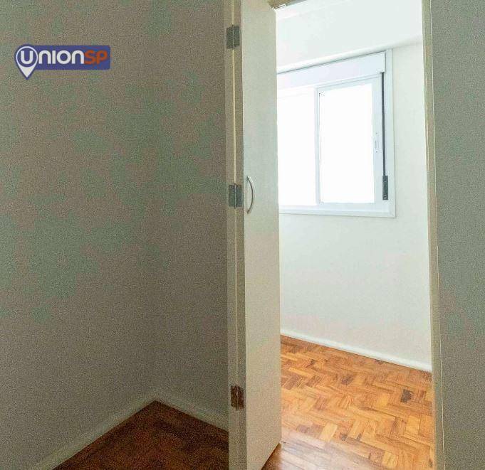 Apartamento à venda com 3 quartos, 135m² - Foto 12