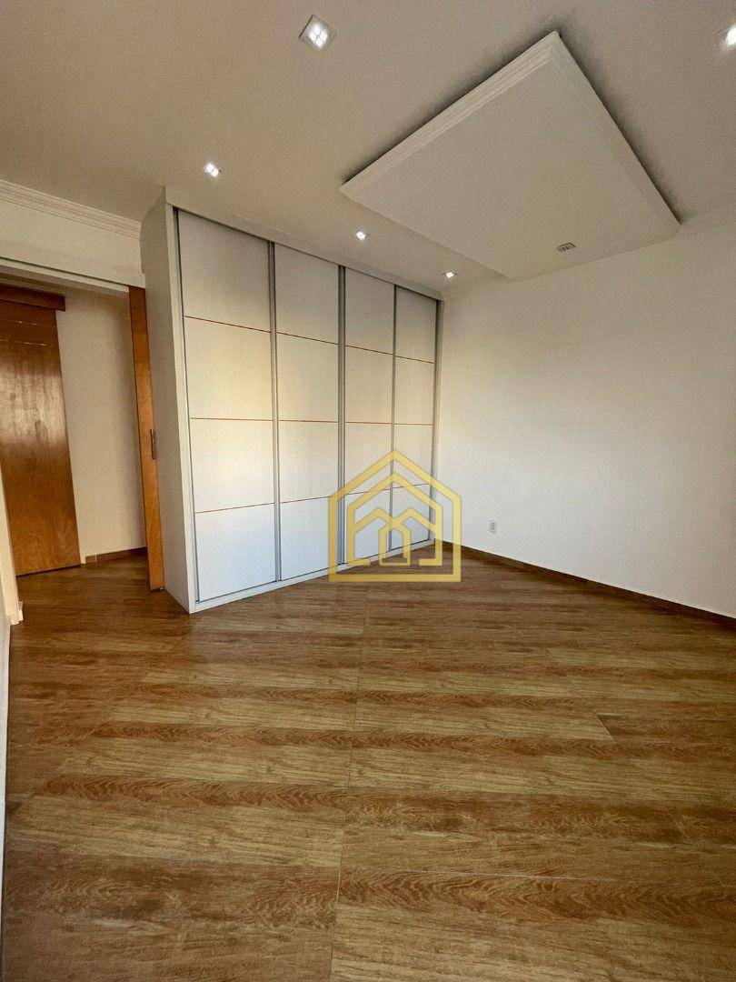 Apartamento à venda com 3 quartos, 160m² - Foto 19