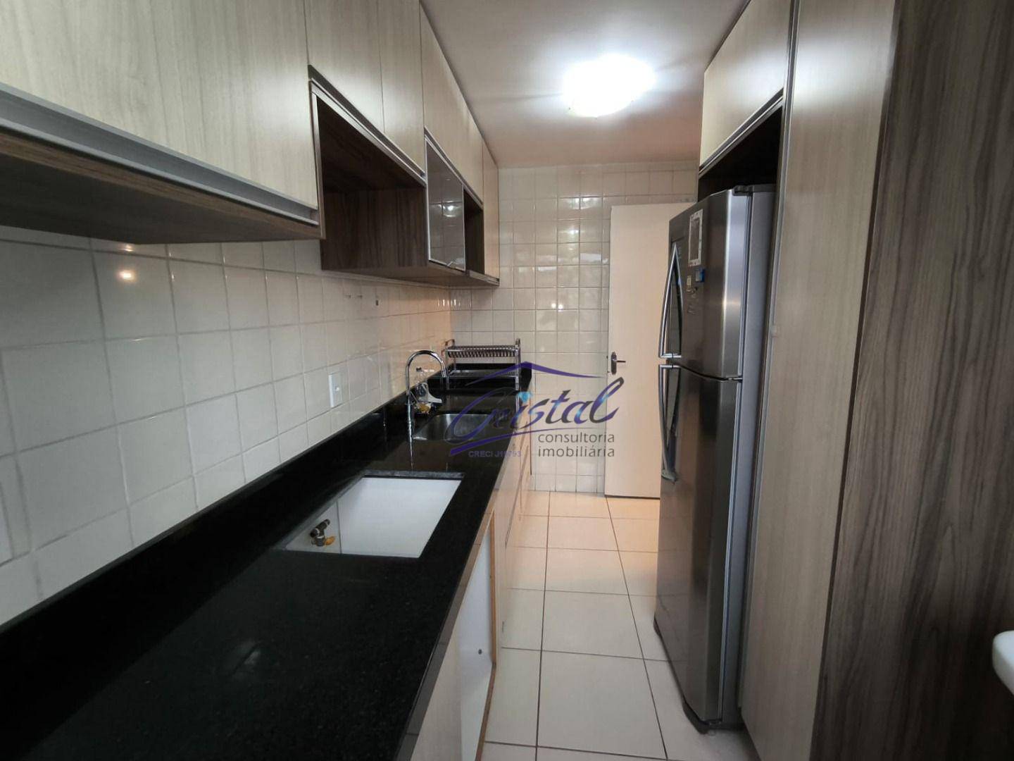 Apartamento à venda com 2 quartos, 56m² - Foto 11