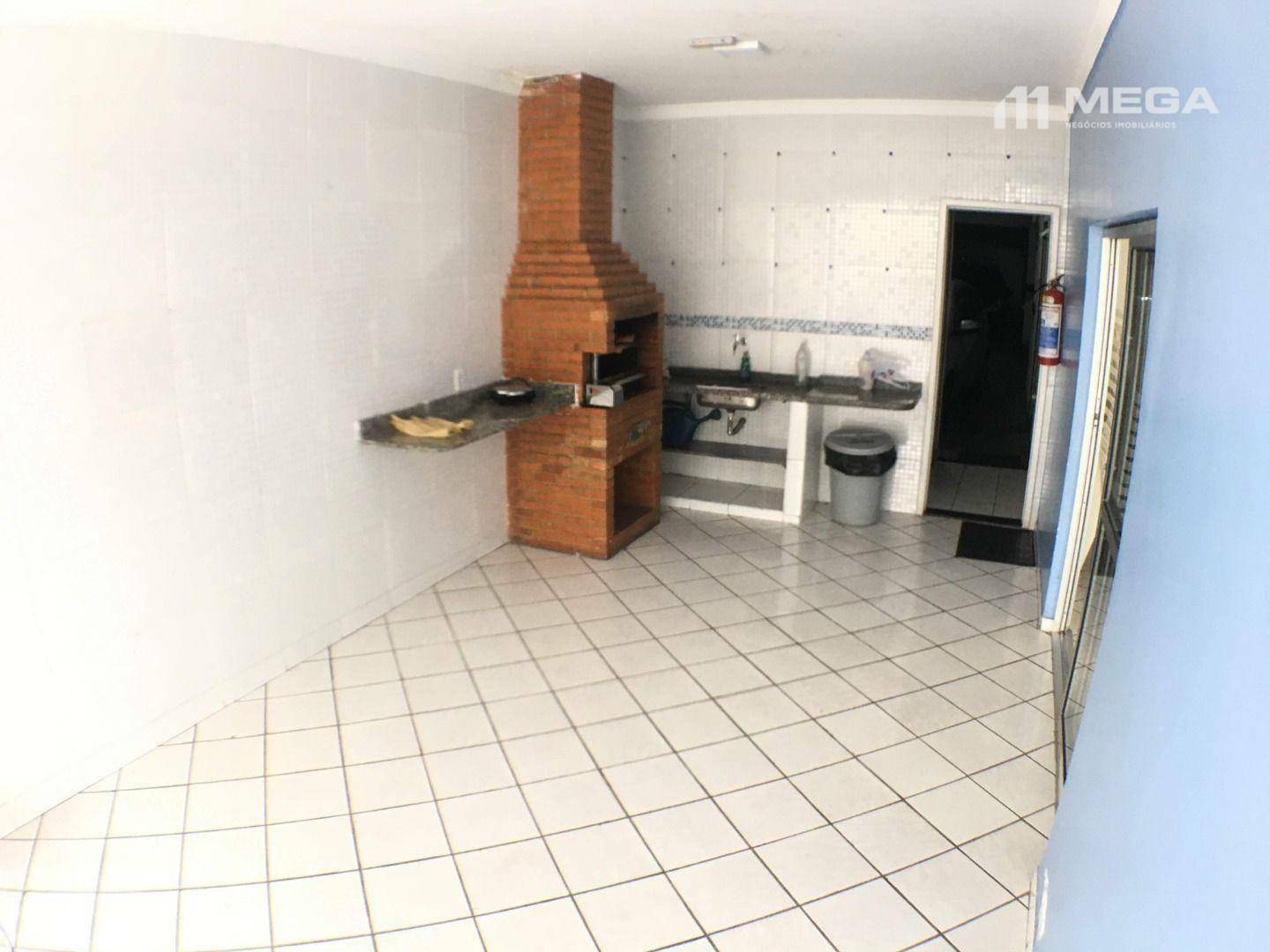 Apartamento à venda com 2 quartos, 77m² - Foto 2