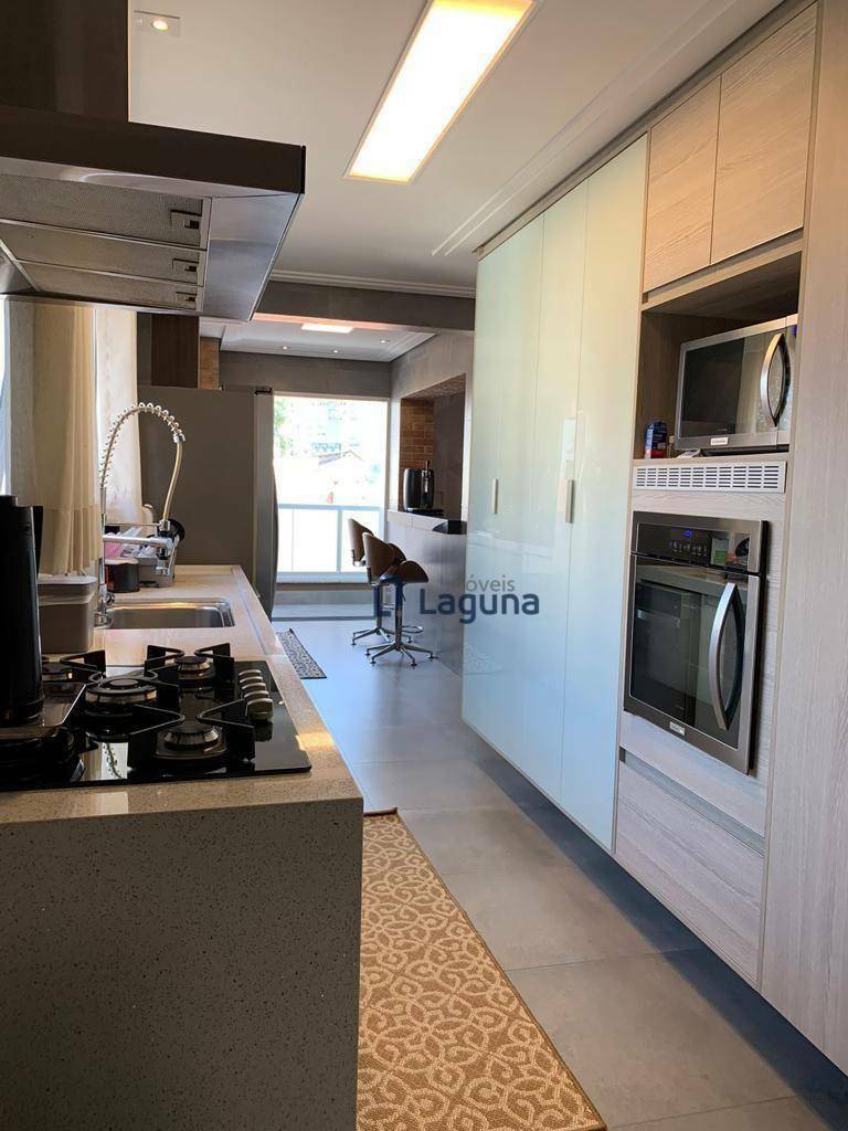 Apartamento à venda com 3 quartos, 205m² - Foto 7