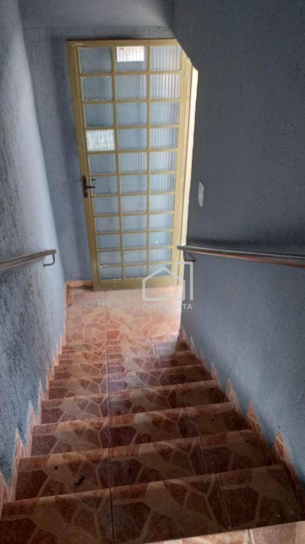 Sobrado à venda com 3 quartos, 300m² - Foto 3