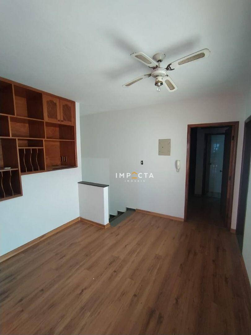 Casa à venda com 2 quartos, 200m² - Foto 19