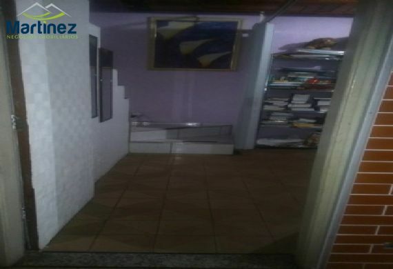 Sobrado à venda com 2 quartos, 200m² - Foto 12